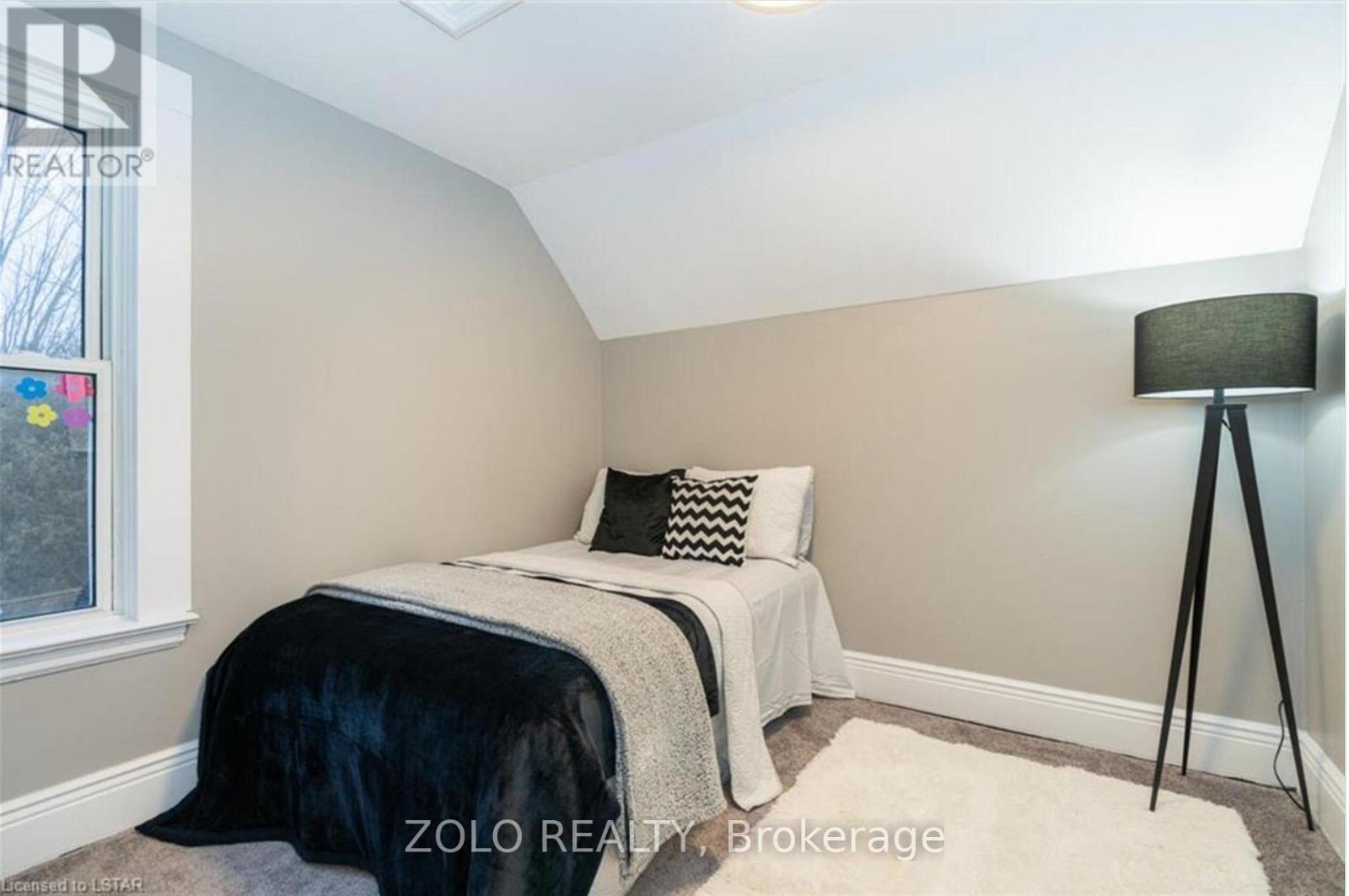 9 Fourth Avenue, St. Thomas, Ontario  N5R 4G8 - Photo 19 - X13222790