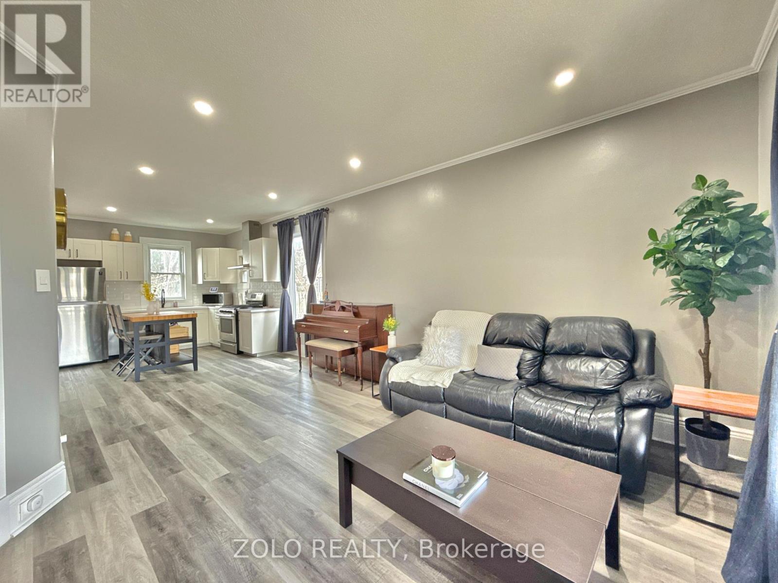 9 Fourth Avenue, St. Thomas, Ontario  N5R 4G8 - Photo 5 - X13222790