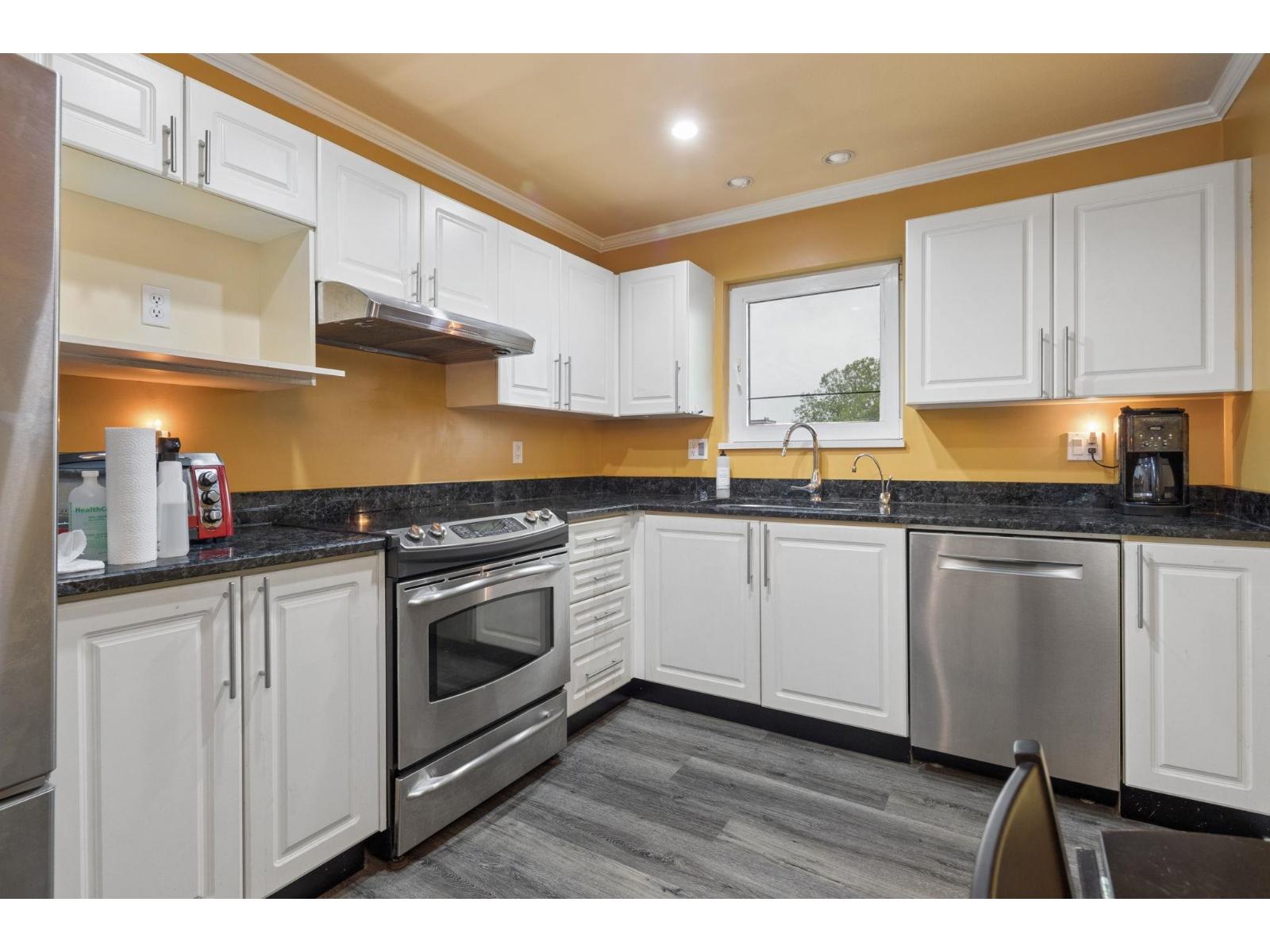 305 5977 177b Street, Surrey, British Columbia  V3S 4J7 - Photo 11 - R3126630