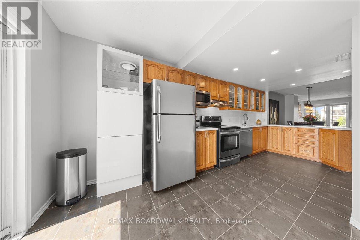 366 Crownridge Drive, Ottawa, Ontario  K2M 3A4 - Photo 13 - X13222576