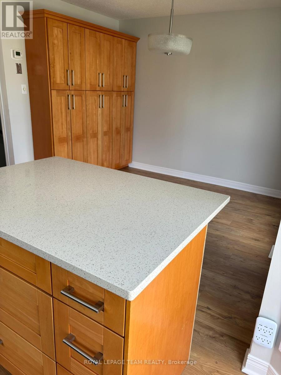 45 - 30 Mcdermot Court, Ottawa, Ontario K2L 3V3 - Photo 12 - X13222642