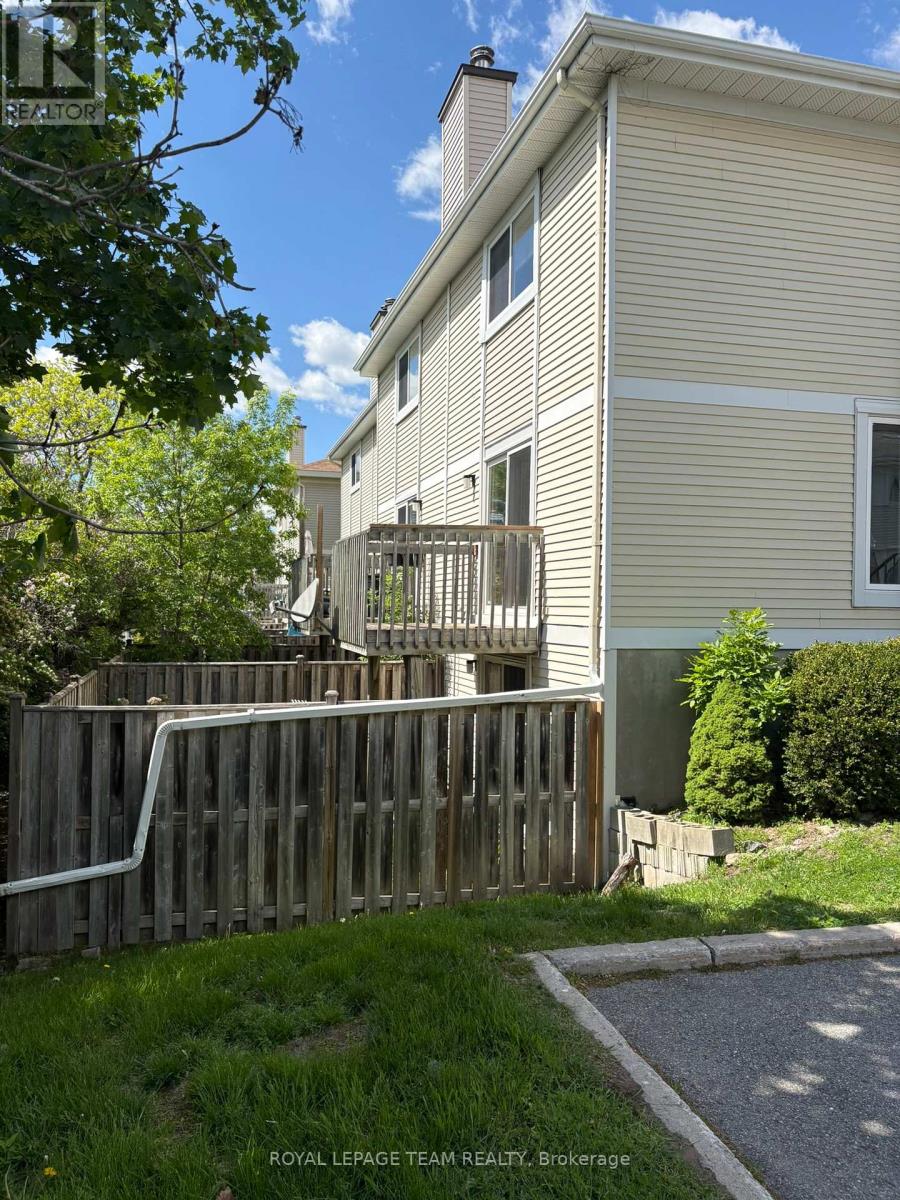 45 - 30 Mcdermot Court, Ottawa, Ontario K2L 3V3 - Photo 4 - X13222642
