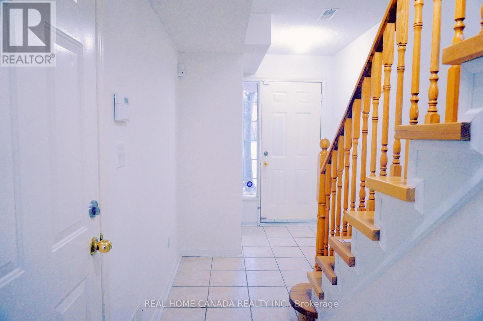54 - 80 Acorn Place, Mississauga, Ontario  L4Z 4C9 - Photo 2 - W13222284