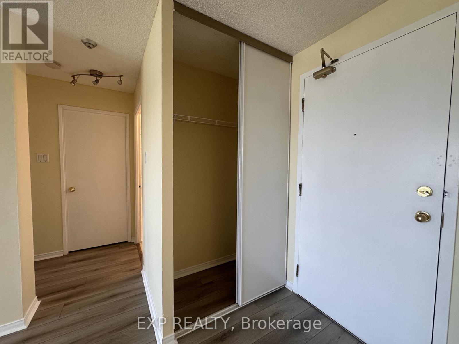 502 - 115 Hillcrest Avenue, Mississauga, Ontario  L5B 3Y9 - Photo 12 - W13222420