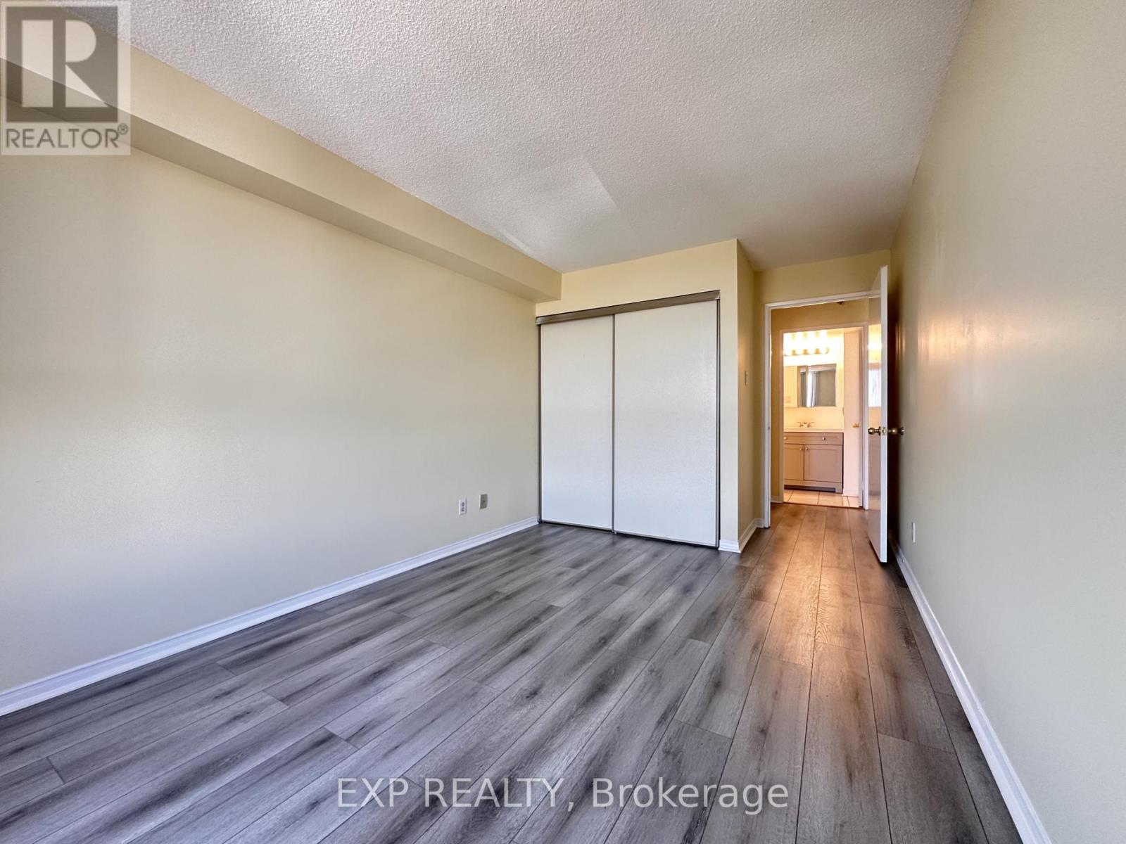 502 - 115 Hillcrest Avenue, Mississauga, Ontario  L5B 3Y9 - Photo 15 - W13222420