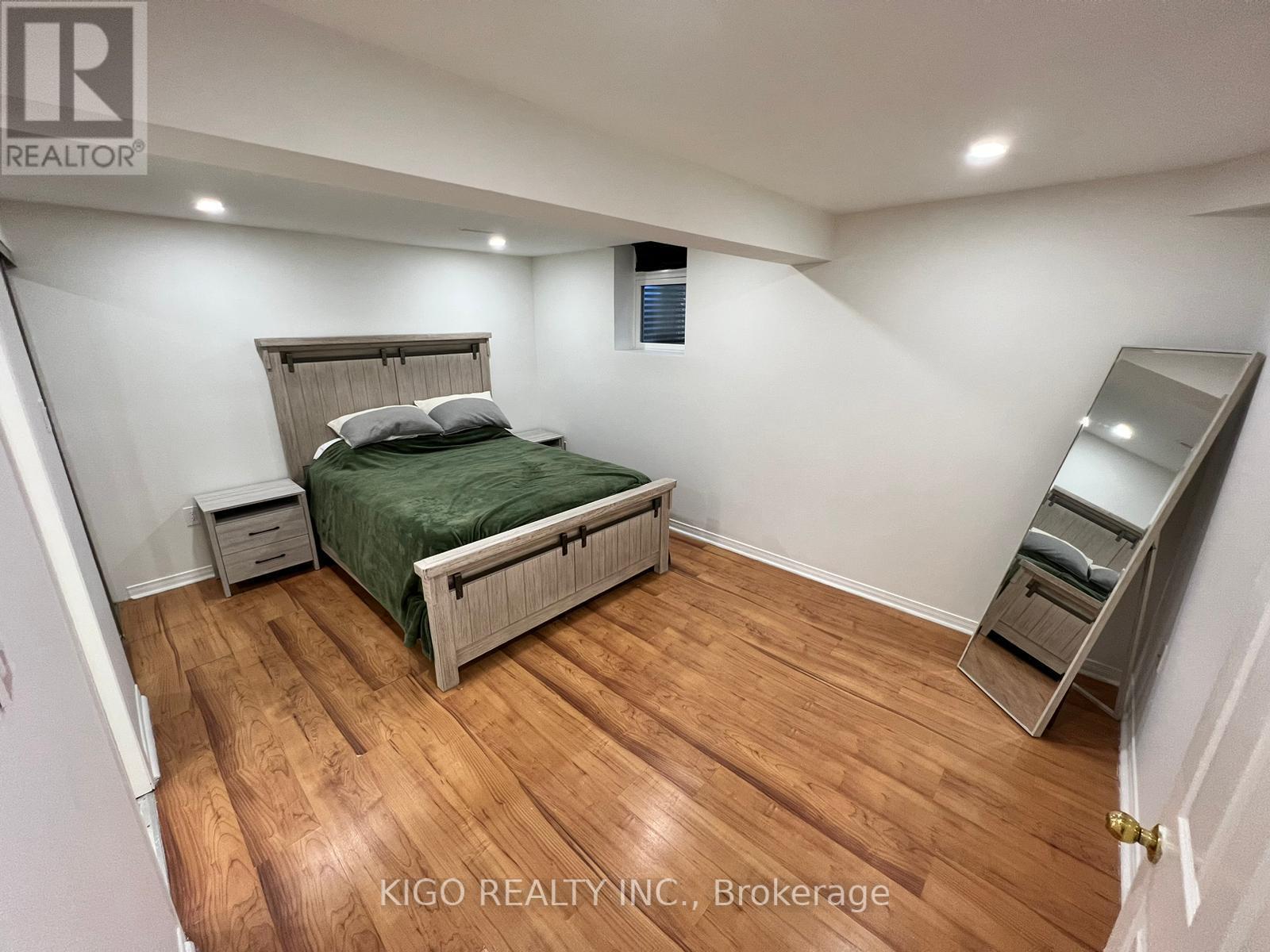 Basement - 5907 Ladyburn Crescent, Mississauga, Ontario  L5M 4V6 - Photo 15 - W13222452