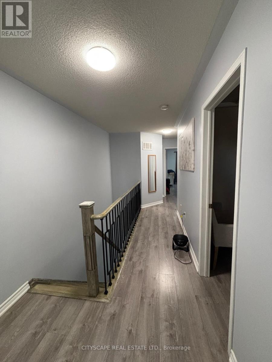 57 Bunchberry Way W, Brampton, Ontario  L6R 2E8 - Photo 5 - W13222470