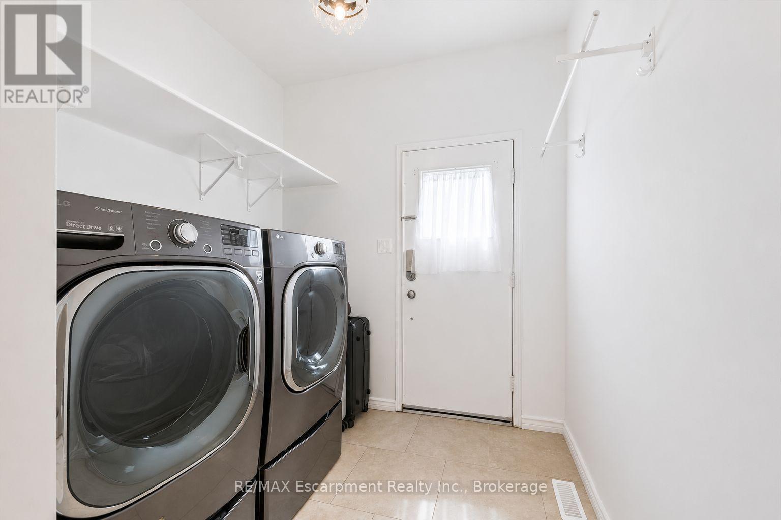 227 Martindale Avenue, Oakville, Ontario  L6H 4K2 - Photo 15 - W13222852
