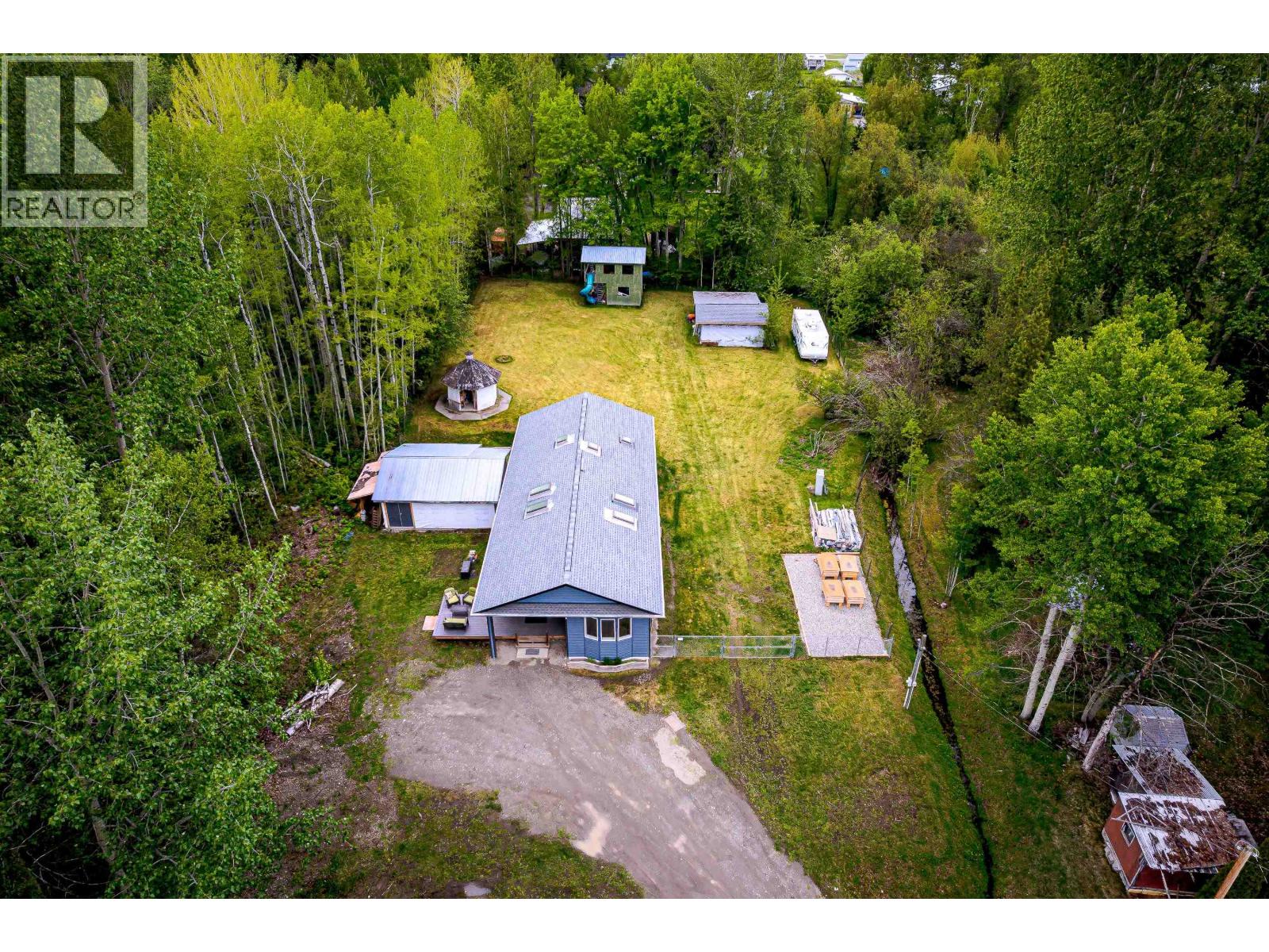 2102 Quartz Road, Quesnel, British Columbia  V2J 4N7 - Photo 1 - R3130188