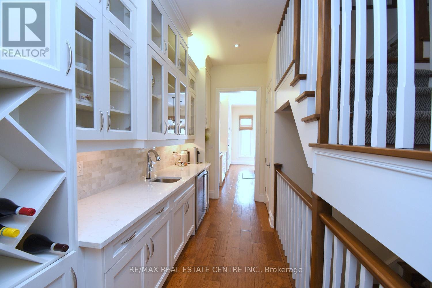 211 Tollgate Drive, Hamilton, Ontario  L9G 5C8 - Photo 8 - X13222276