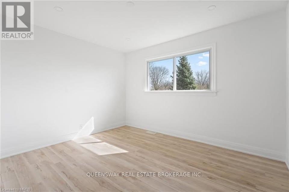 Main - 538 Lloyd Avenue, Welland, Ontario  L3C 2Z5 - Photo 13 - X13222278