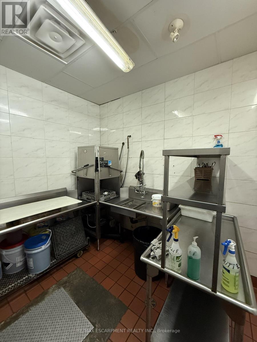 1508 Upper James Street, Hamilton, Ontario  L9B 1K3 - Photo 32 - X13222296