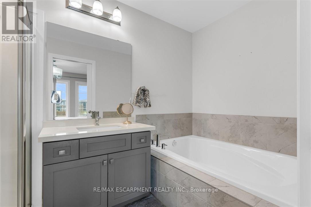 55 Greenwich Avenue, Hamilton, Ontario  L8J 0L6 - Photo 21 - X13222354