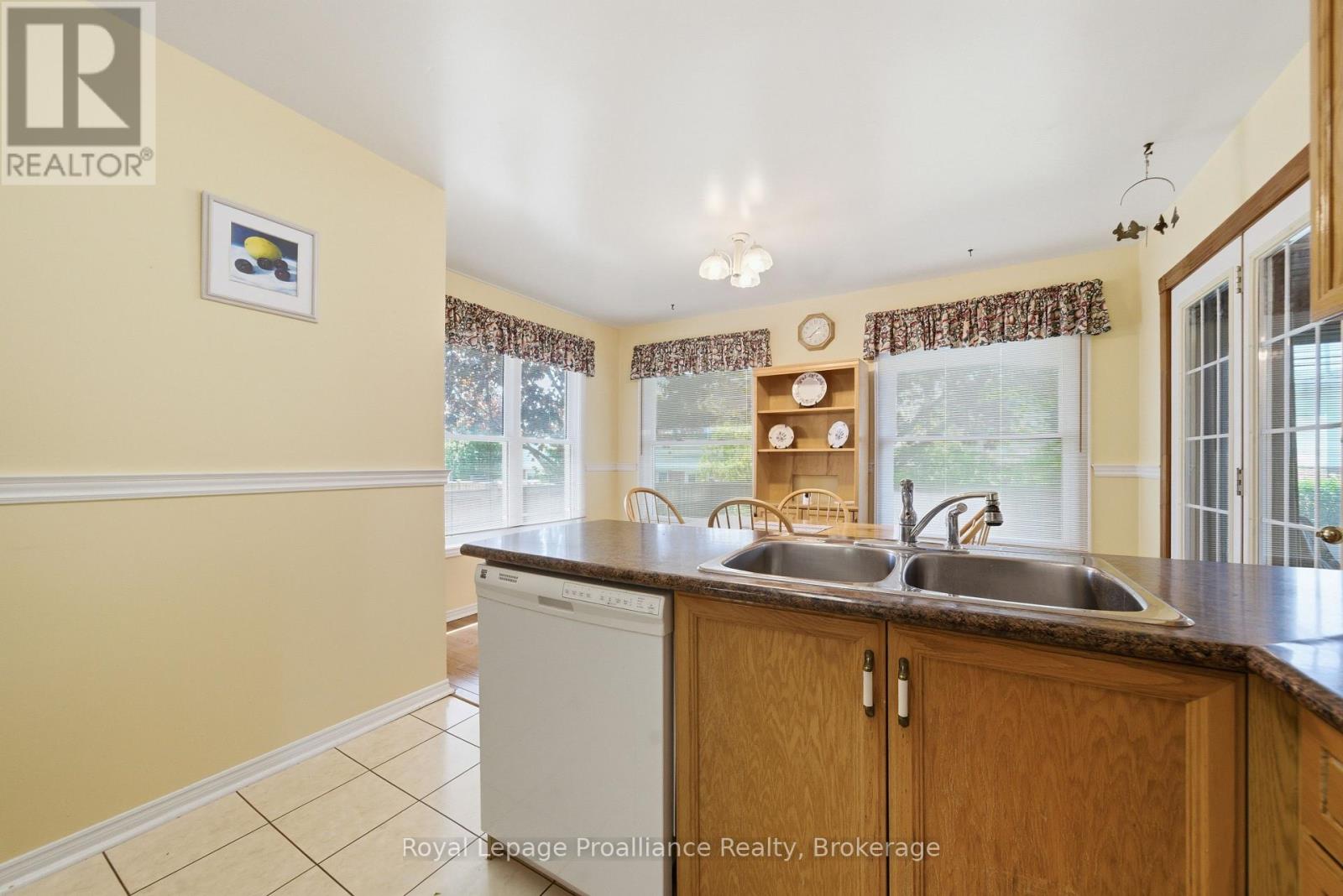 6 Doncaster Crescent, Clarington, Ontario  L1B 1E8 - Photo 15 - E13222822