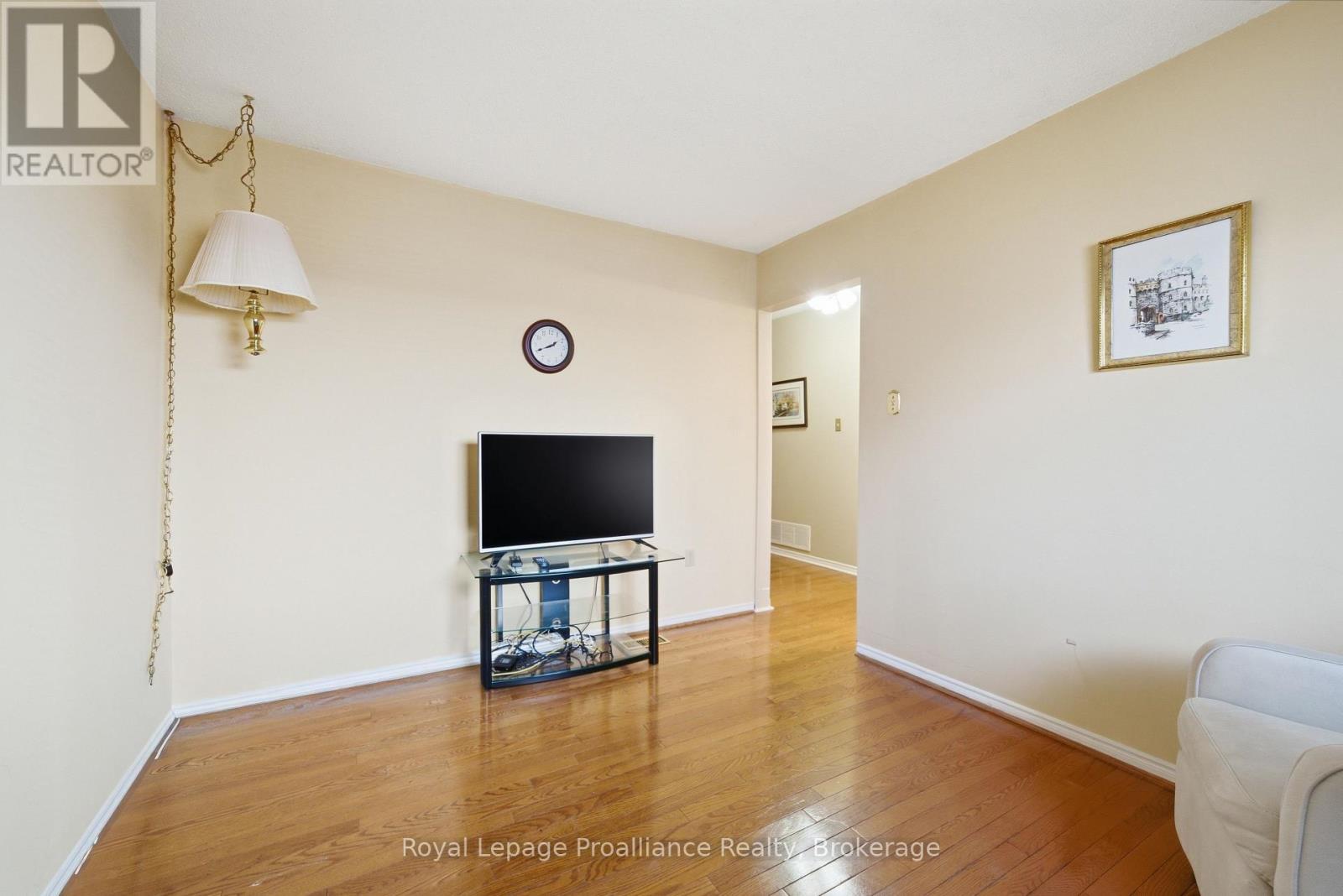 6 Doncaster Crescent, Clarington, Ontario  L1B 1E8 - Photo 33 - E13222822