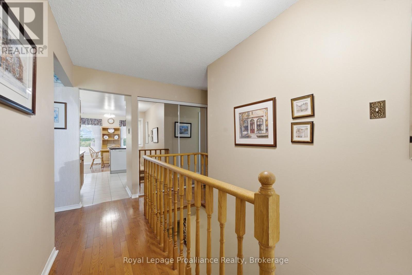 6 Doncaster Crescent, Clarington, Ontario  L1B 1E8 - Photo 4 - E13222822