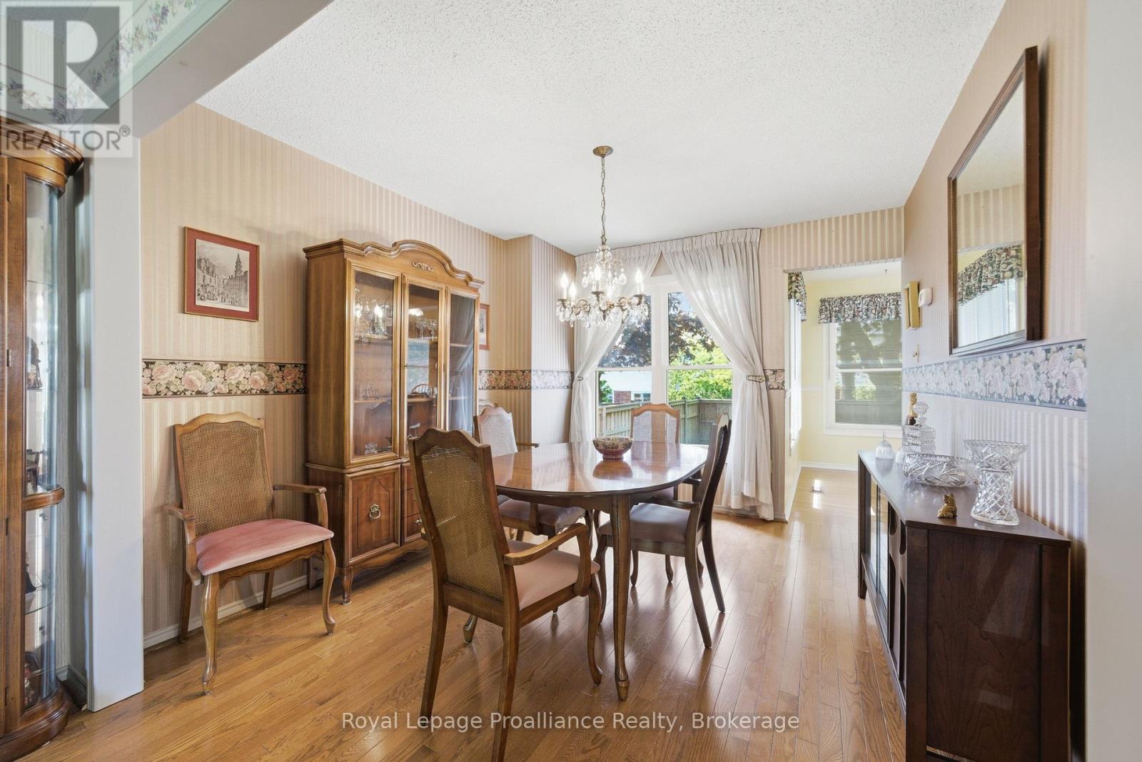 6 Doncaster Crescent, Clarington, Ontario  L1B 1E8 - Photo 9 - E13222822