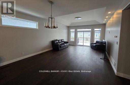 5 Mavety Court, Belleville, Ontario  K8N 0M2 - Photo 4 - X13222608