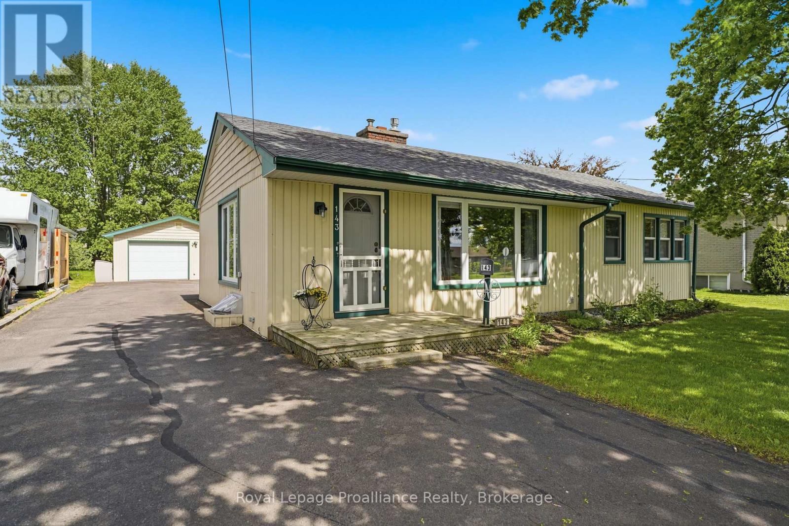 143 Avondale Road, Belleville, Ontario  K8P 4G4 - Photo 1 - X13222784