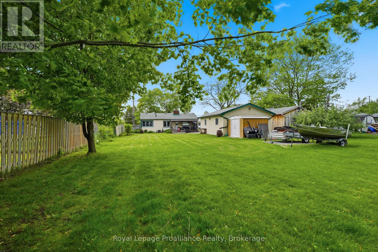 143 Avondale Road, Belleville, Ontario  K8P 4G4 - Photo 39 - X13222784