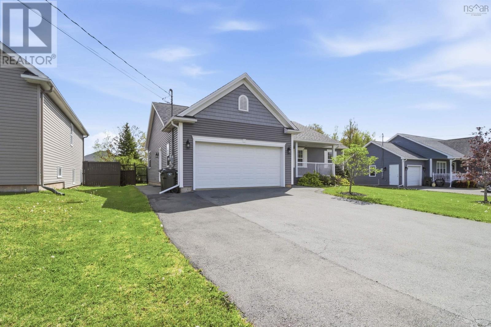 18 Bona Crescent, Enfield, Nova Scotia  B2T 0B2 - Photo 2 - 202612797