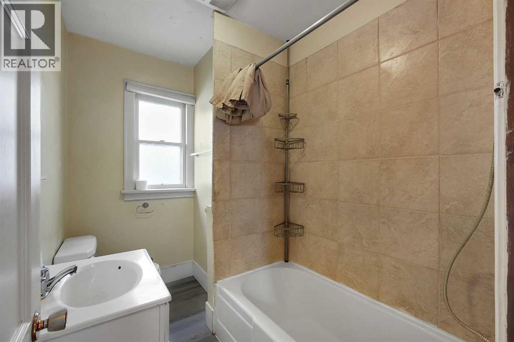 1507 1 Street Ne, Calgary, Alberta  T2E 3B7 - Photo 20 - A2310540