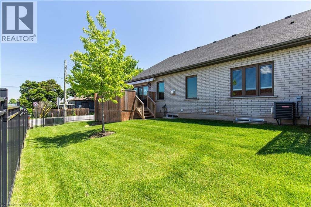 3757 St. Peter Avenue Unit# 4, Niagara Falls, Ontario  L2J 0G2 - Photo 46 - 40824202