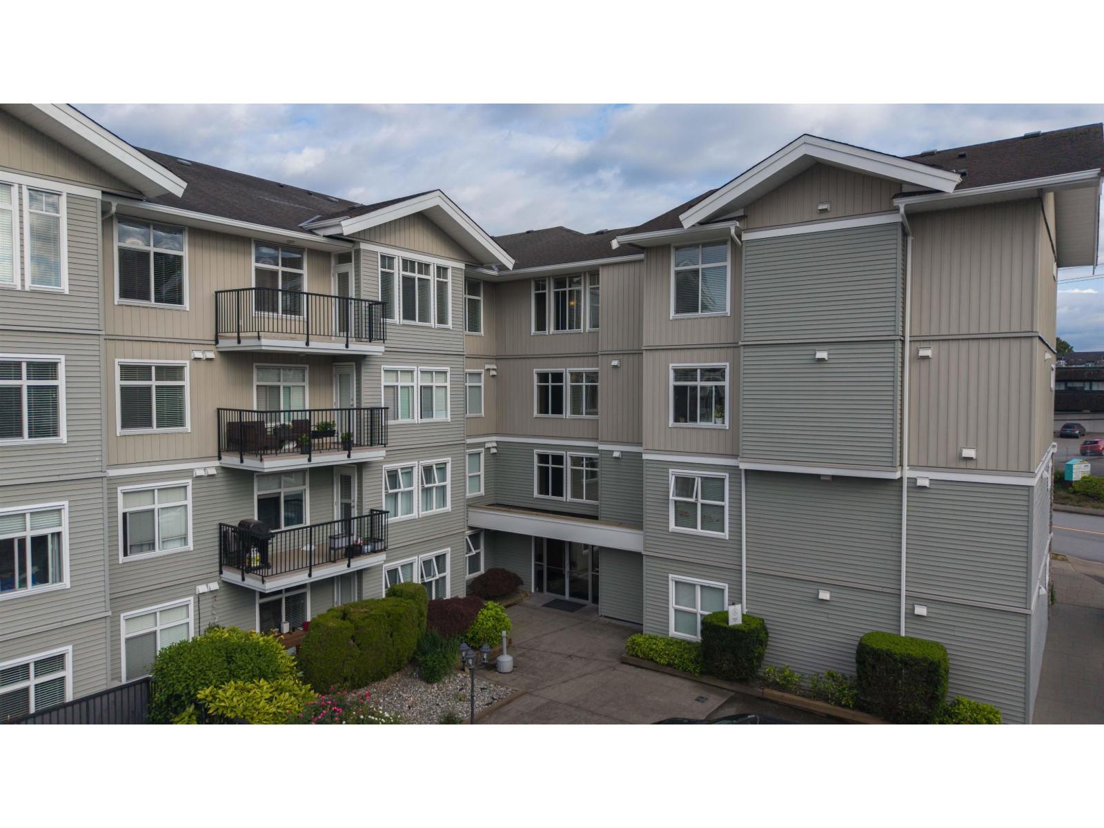204 33255 Old Yale Road, Abbotsford, British Columbia  V2S 8R2 - Photo 1 - R3129304