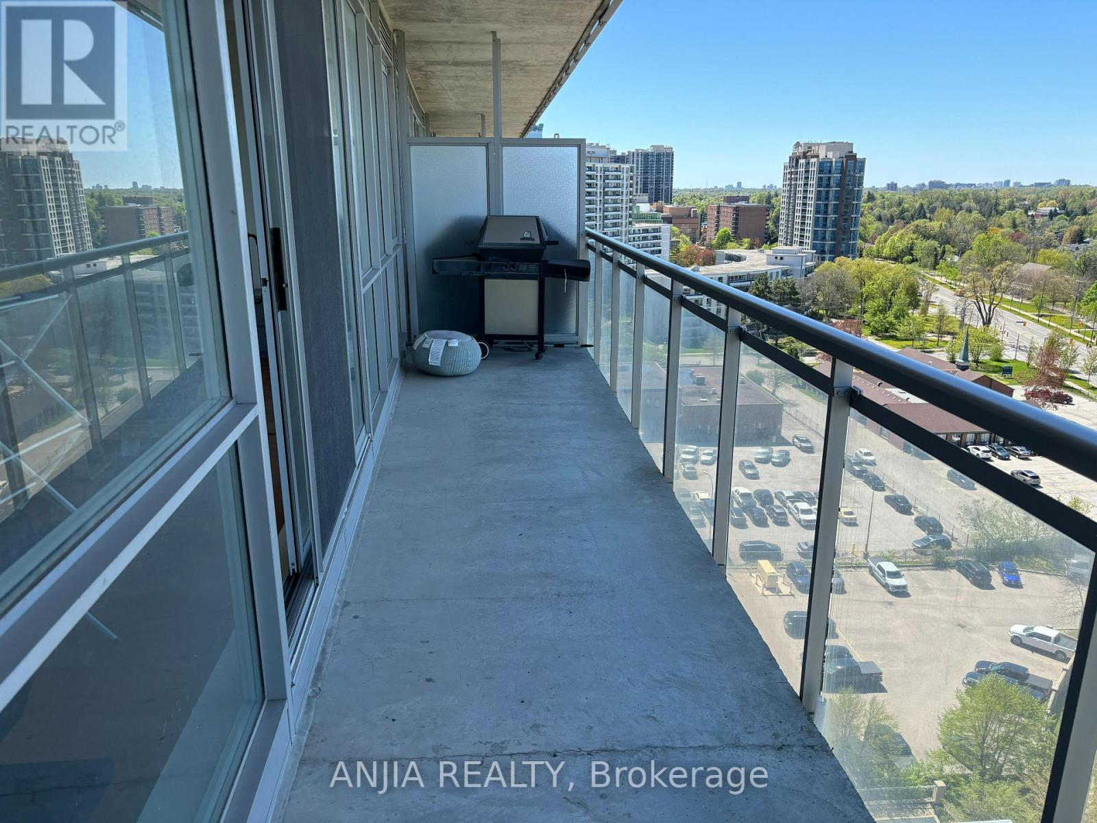 1601 - 30 Canterbury Place, Toronto, Ontario  M2N 0B9 - Photo 10 - C13222496
