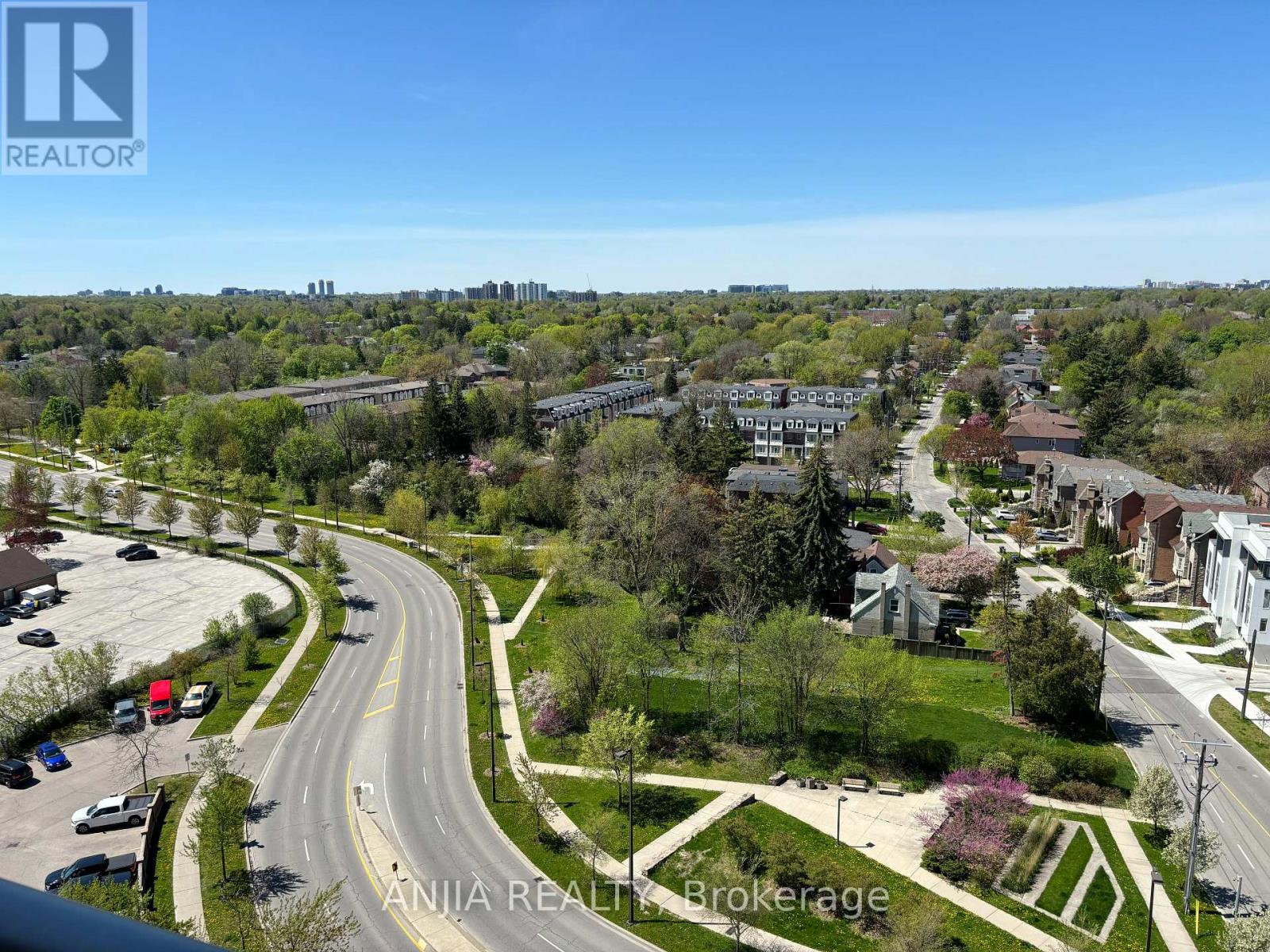 1601 - 30 Canterbury Place, Toronto, Ontario  M2N 0B9 - Photo 11 - C13222496