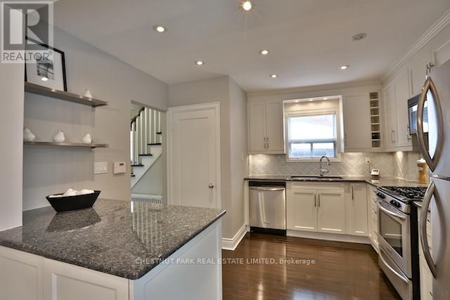 54 Brookview Drive, Toronto, Ontario  M6A 2K2 - Photo 15 - C13222574