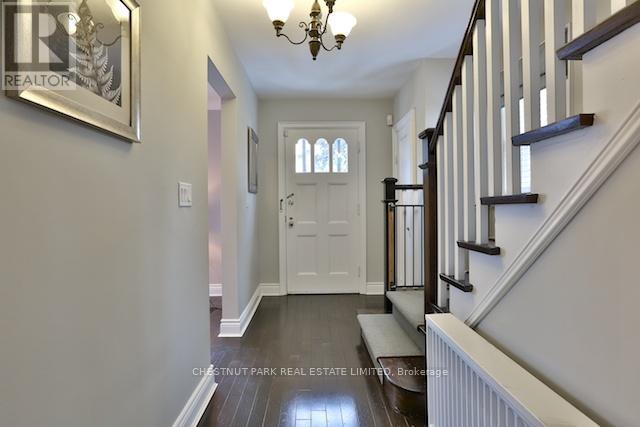 54 Brookview Drive, Toronto, Ontario  M6A 2K2 - Photo 2 - C13222574