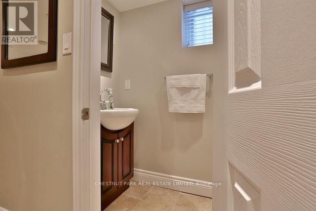 54 Brookview Drive, Toronto, Ontario  M6A 2K2 - Photo 29 - C13222574