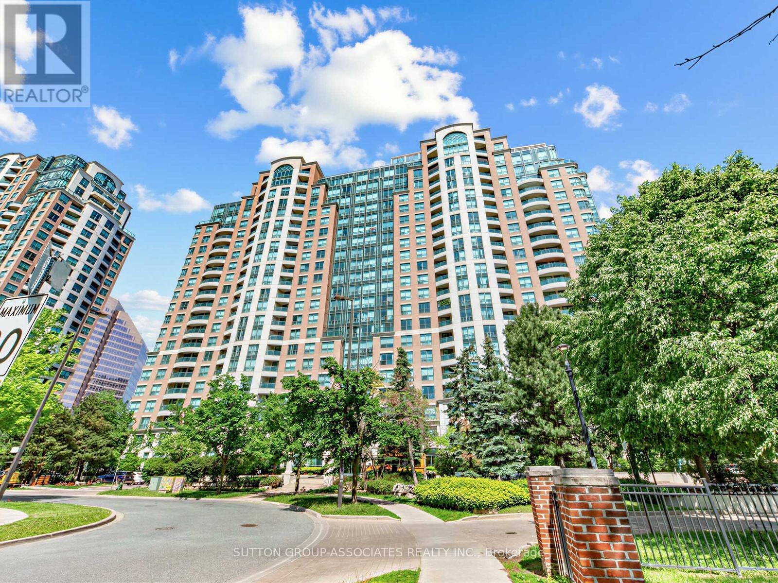 1706 - 23 LORRAINE DRIVE, Toronto, Ontario