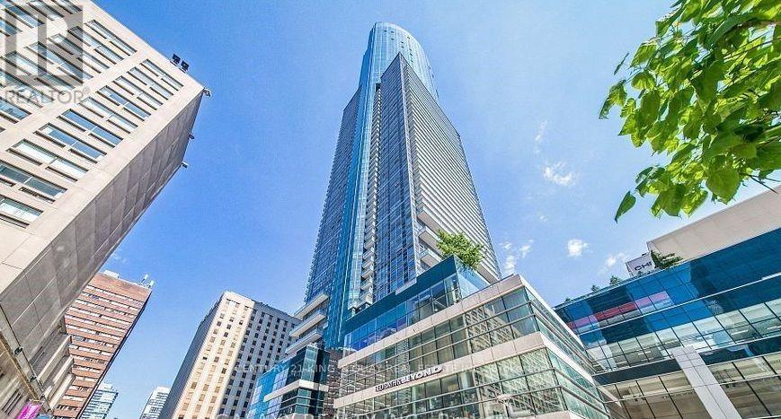 5610 - 386 YONGE STREET, Toronto, Ontario