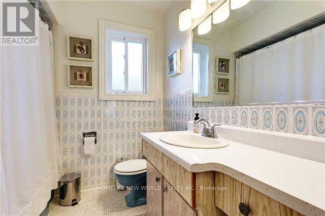 261 Betty Ann Drive, Toronto, Ontario  M2R 1A9 - Photo 12 - C13222748