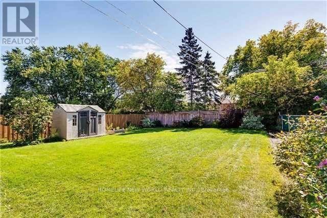 261 Betty Ann Drive, Toronto, Ontario  M2R 1A9 - Photo 18 - C13222748