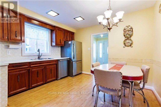 261 Betty Ann Drive, Toronto, Ontario  M2R 1A9 - Photo 8 - C13222748