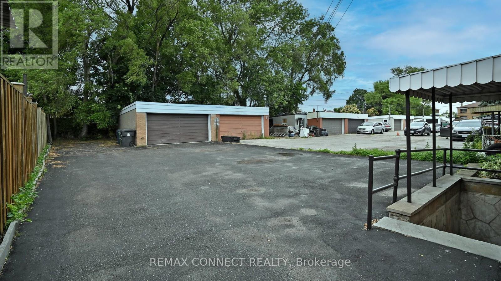 1 - 156 Overbrook Place, Toronto, Ontario  M3H 4P9 - Photo 23 - C13222832