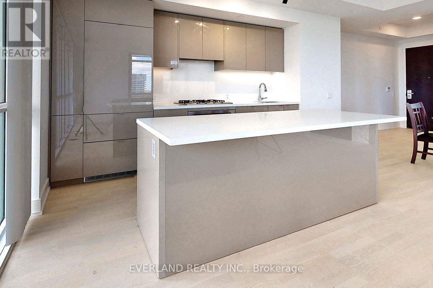 6105 - 7 Grenville Street, Toronto, Ontario  M4Y 1A1 - Photo 14 - C13222848