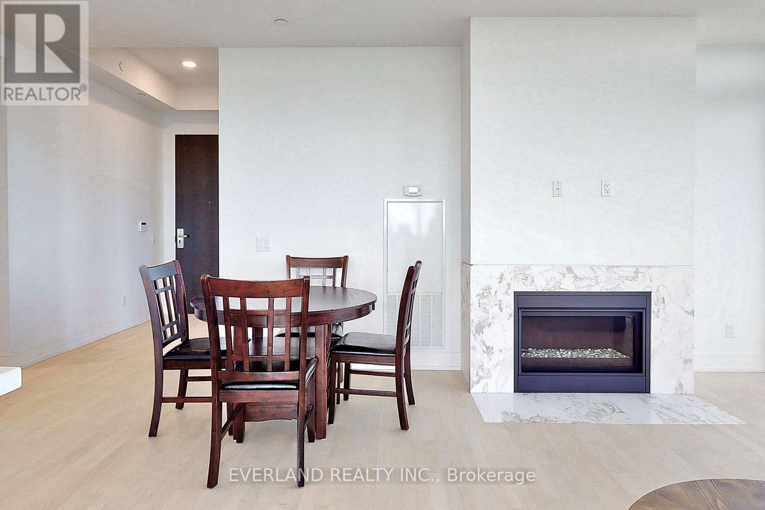 6105 - 7 Grenville Street, Toronto, Ontario  M4Y 1A1 - Photo 16 - C13222848