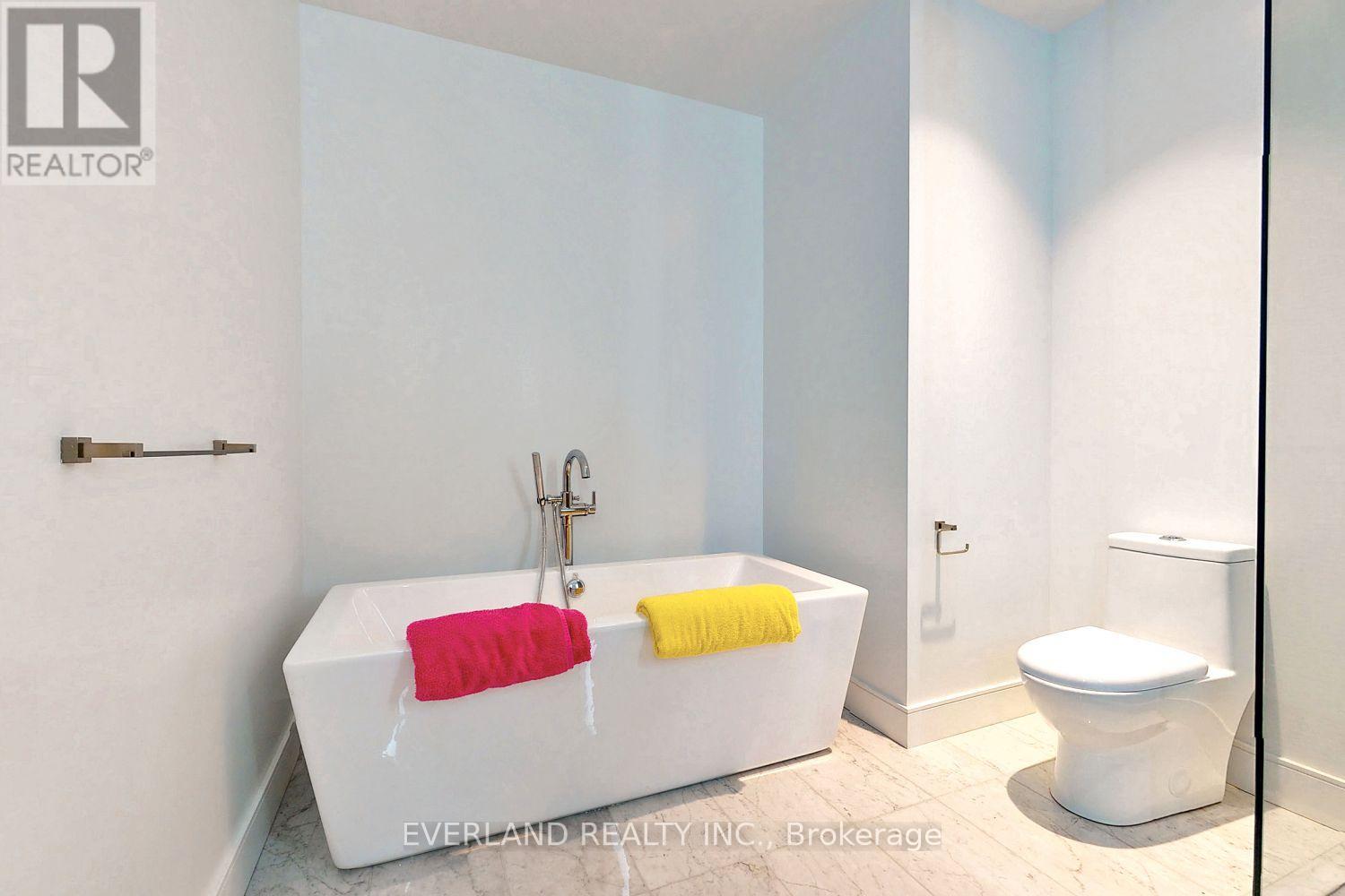 6105 - 7 Grenville Street, Toronto, Ontario  M4Y 1A1 - Photo 27 - C13222848
