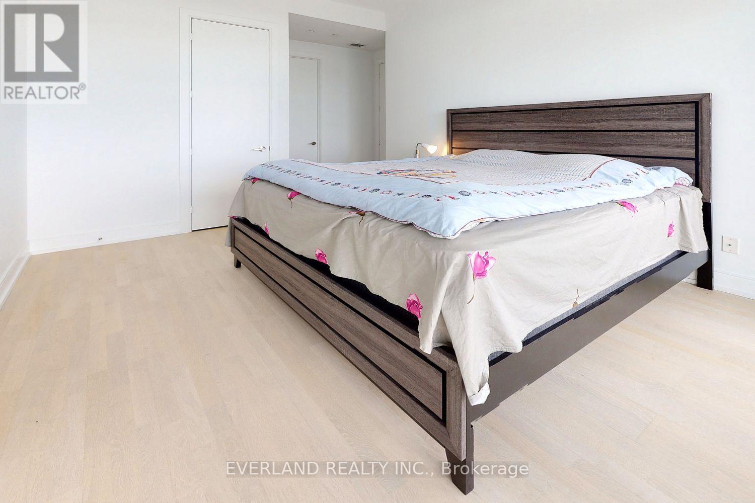 6105 - 7 Grenville Street, Toronto, Ontario  M4Y 1A1 - Photo 37 - C13222848