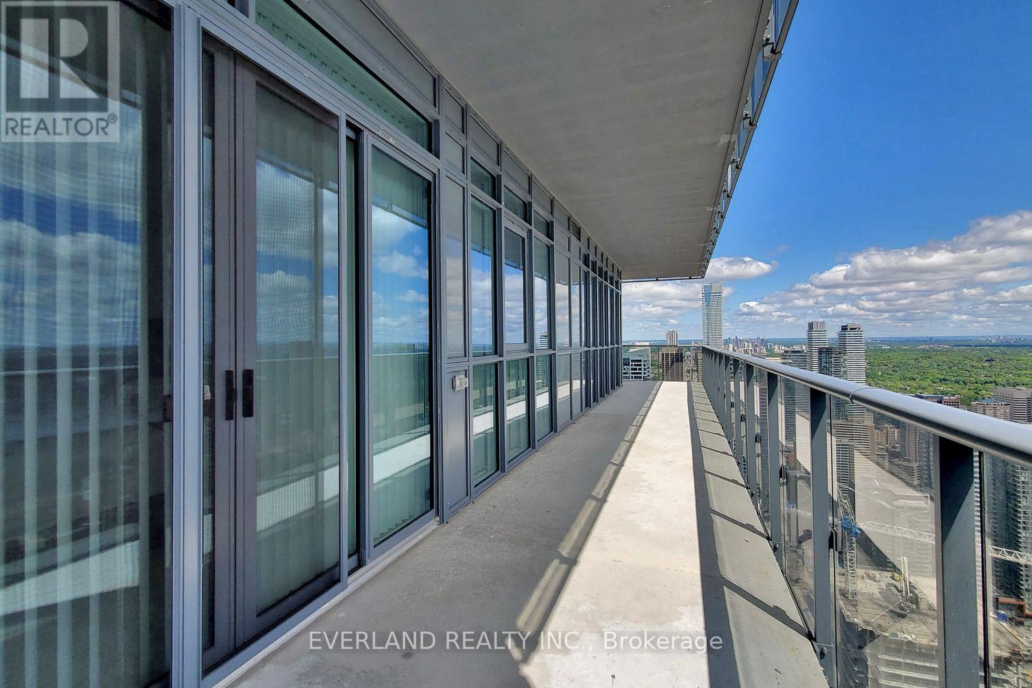 6105 - 7 Grenville Street, Toronto, Ontario  M4Y 1A1 - Photo 46 - C13222848