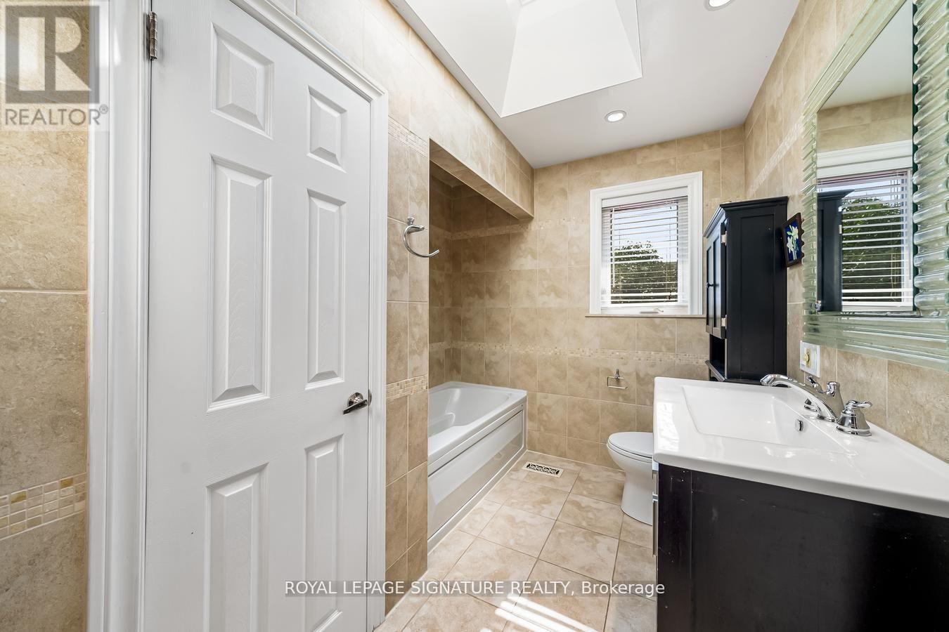 21 Broadlands Boulevard, Toronto, Ontario  M3A 1J1 - Photo 19 - C13222874