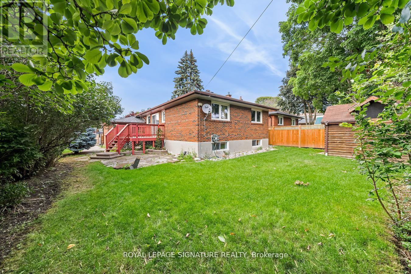21 Broadlands Boulevard, Toronto, Ontario  M3A 1J1 - Photo 38 - C13222874
