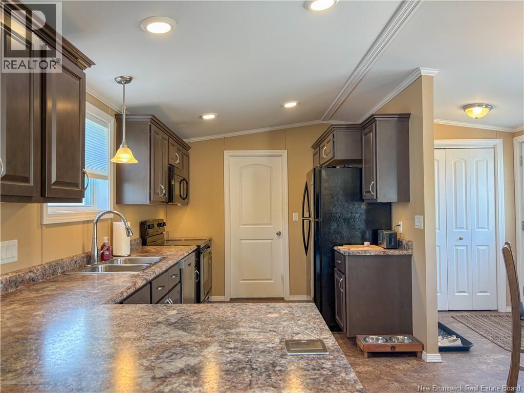 14 Ivory Court, Woodstock, New Brunswick  E7M 0G5 - Photo 10 - NB140802
