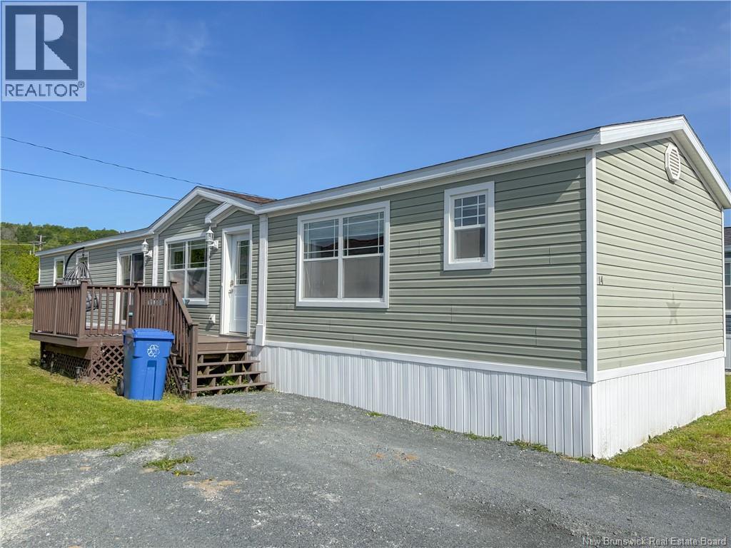 14 Ivory Court, Woodstock, New Brunswick  E7M 0G5 - Photo 2 - NB140802
