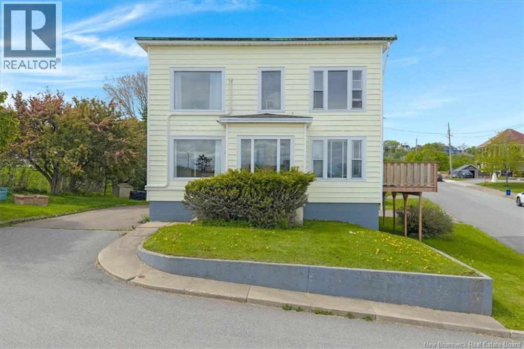 360 Riverview Drive, Saint John, New Brunswick  E2M 1M7 - Photo 2 - NB140254