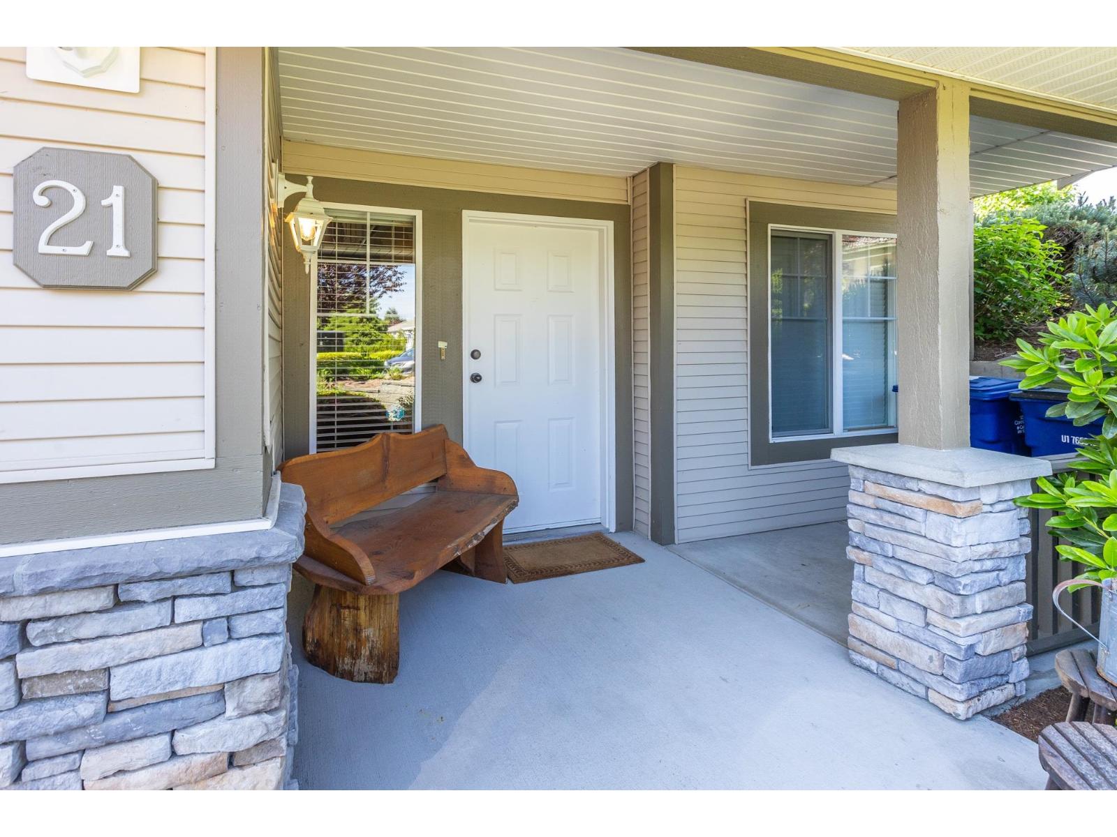 21 3635 Blue Jay Street, Abbotsford, British Columbia  V2T 6T3 - Photo 4 - R3129588